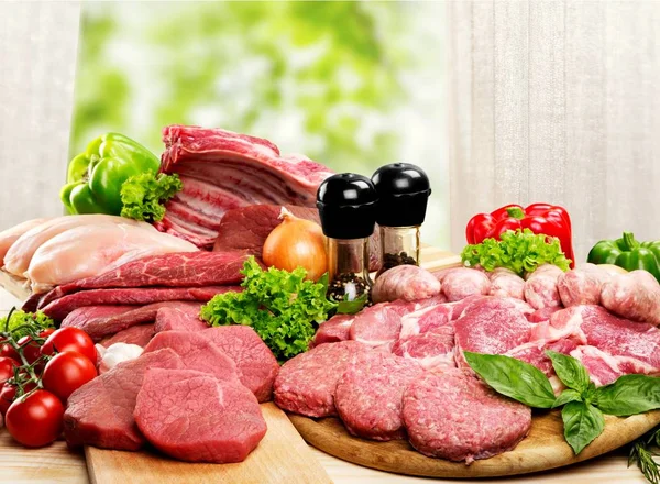 Frisches rohes Fleisch — Stockfoto