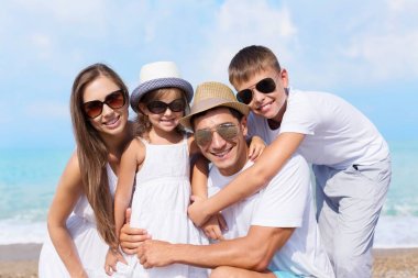 mutlu aile vacations