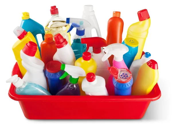 Productos químicos para el hogar en cubo —  Fotos de Stock