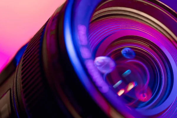 Camera lens with lens reflections. — Stock Photo, Image