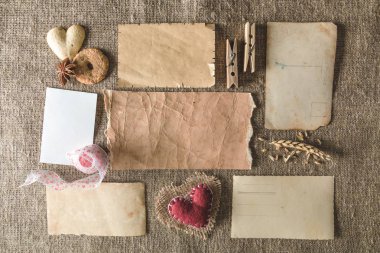 vintage kağıtları ve notlar toplama üst görünümü