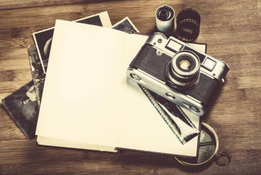 Üstten Görünüm retro kamera 