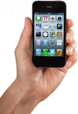 adam el telefon tutarak