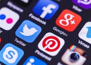 Apple iphone Facebook app