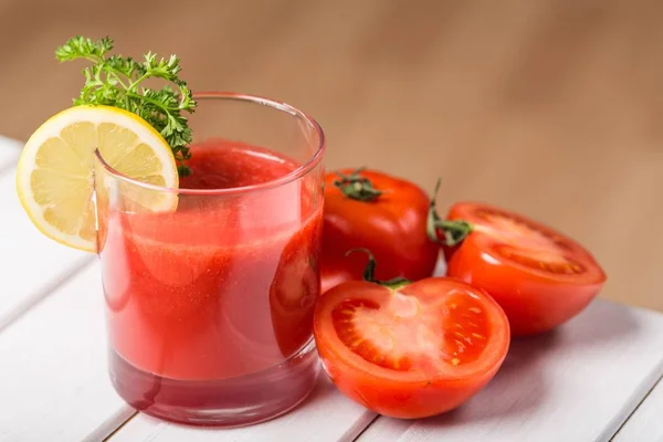 Vaso de jugo de tomate — Foto de Stock