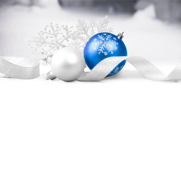 Weihnachten blau-weiße Dekorationen — Stockfoto