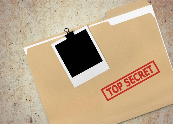 Carpeta con las palabras descoloridas Top Secret — Foto de Stock