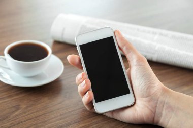 Kadın el telefon kullanma