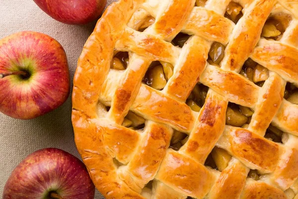 Délicieuse tarte aux pommes — Photo