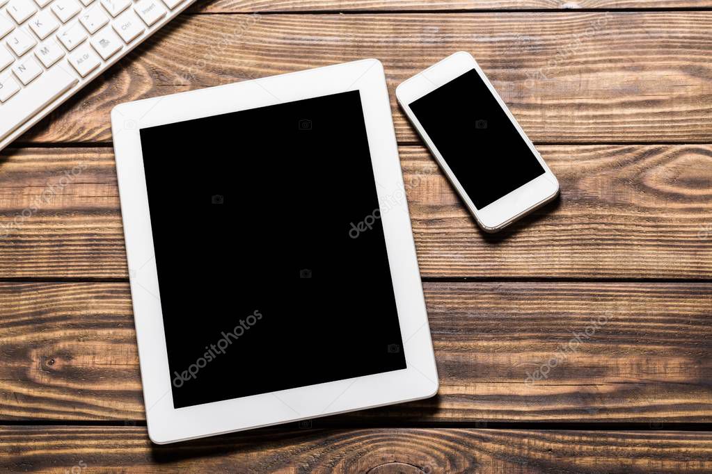 digital tablet with phone 