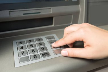 Atm el itme düğmesini