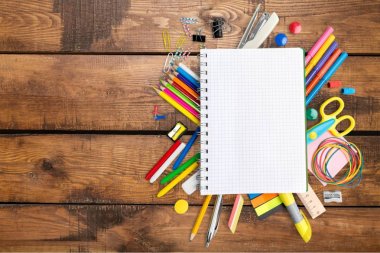 Okul Kırtasiye kompozisyon 