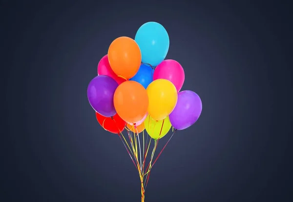 Manojo de globos de colores —  Fotos de Stock