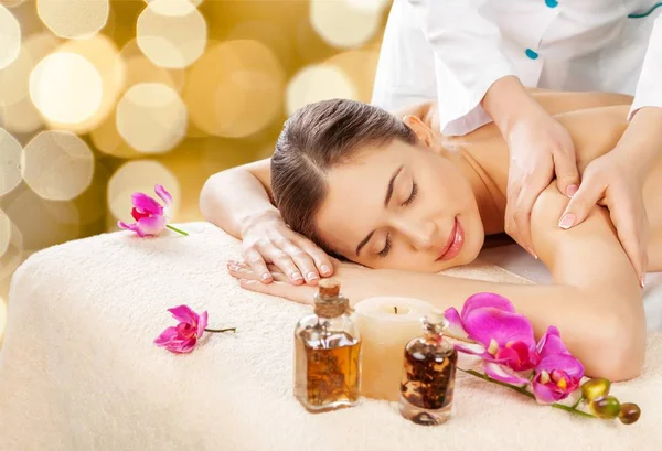 Woman getting spa treatment — Stock Photo, Image