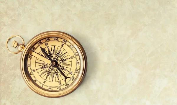 Messing antieke kompas — Stockfoto