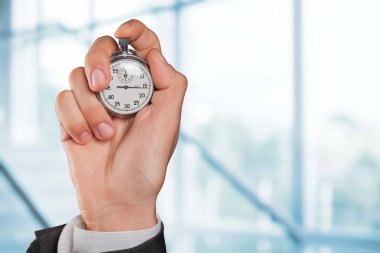 insan elinde kronometre