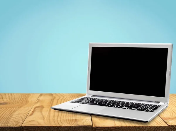 Laptop dengan layar kosong — Stok Foto