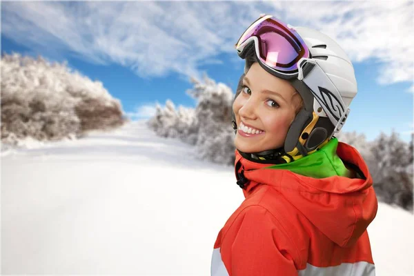 Feliz joven snowboarder femenino —  Fotos de Stock
