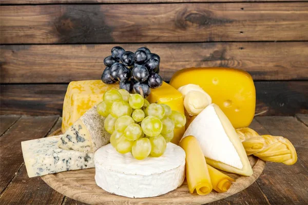 Amontoado de queijo variado — Fotografia de Stock
