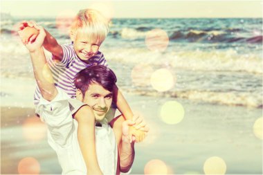 genç Baba ile oğlu