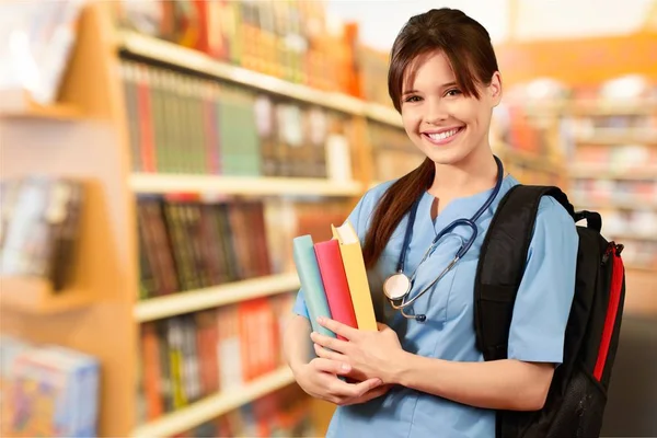 Atractiva joven estudiante de medicina —  Fotos de Stock