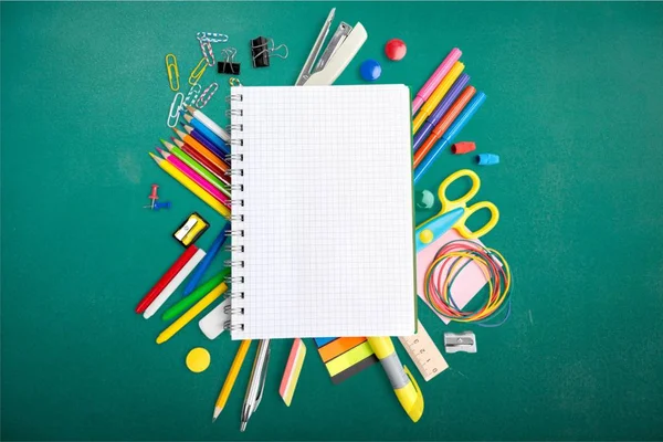 Okul Kırtasiye kompozisyon 