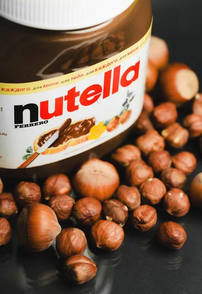 Nutella фундука поширювати jar — стокове фото