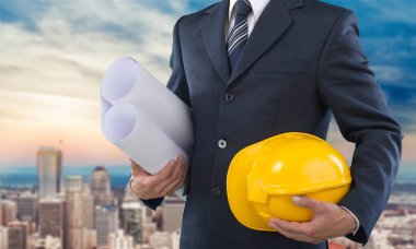 planı holding inşaat işçisi adam