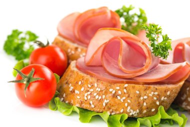 Beyaz arka plan üzerinde izole taze sandviç Close-Up