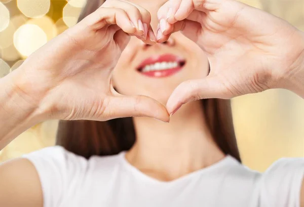 Woman Showing Heart Hands — Stock Photo, Image