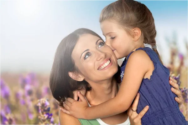 Mãe e filha felizes — Fotografia de Stock