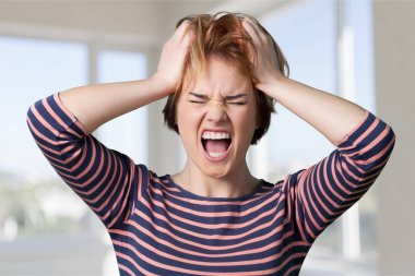 genç kadın çığlığı