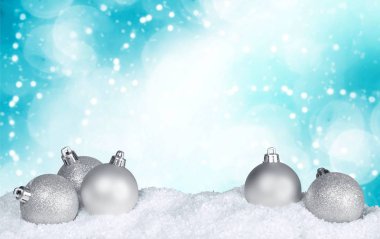 Noel topları kar taneleri