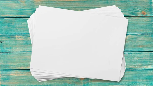 Fogli di carta bianchi — Foto Stock
