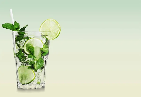 Leckeres Mojito-Glas — Stockfoto