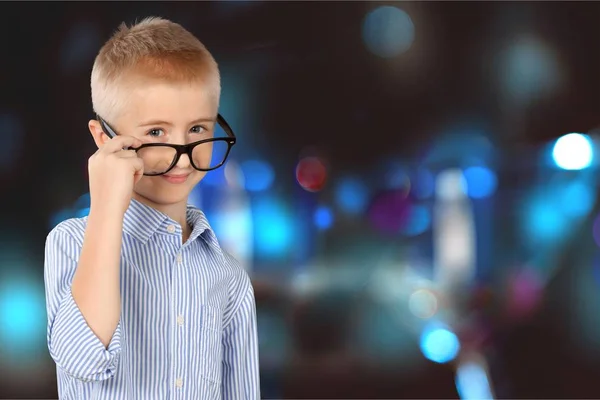 Niño en gafas —  Fotos de Stock