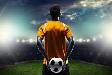 genç erkek futbol oyuncusu 