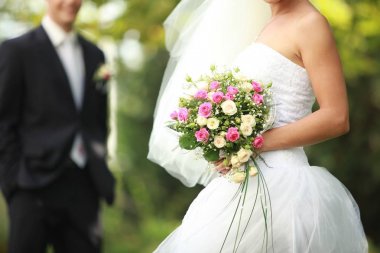Gelin ve damat şık buket holding