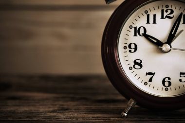  Saat yüzü yuvarlak 