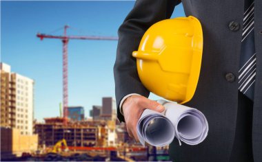 planı holding inşaat işçisi adam