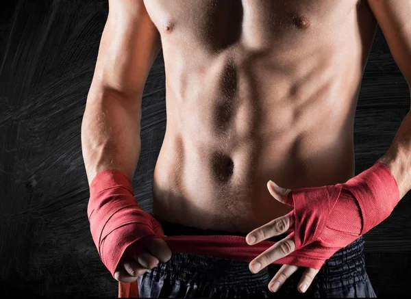Muskulös kropp idrottsman — Stockfoto