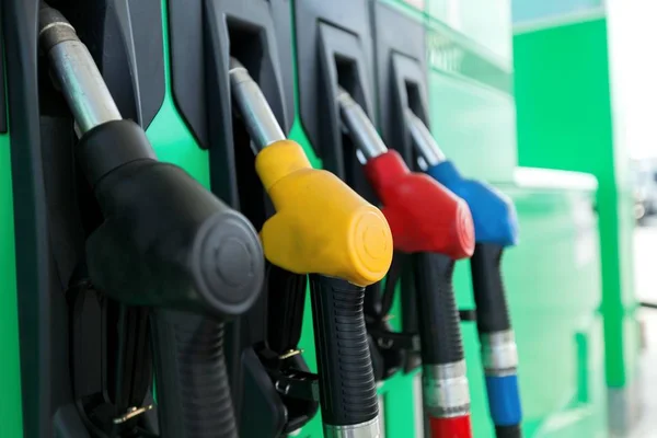 Detailní záběr na benzínovou pumpou — Stock fotografie