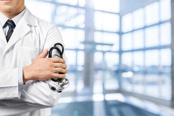 Vista cortada do médico com estetoscópio — Fotografia de Stock