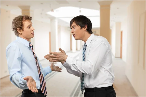 Compañeros de negocios durante una discusión — Foto de Stock