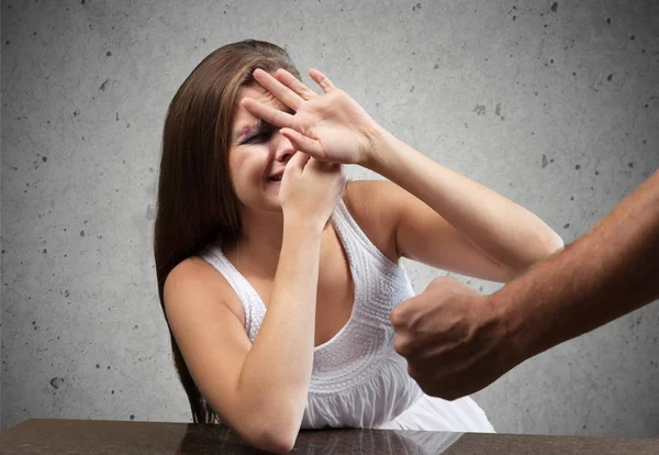 A családon belüli erőszak áldozata — Stock Fotó