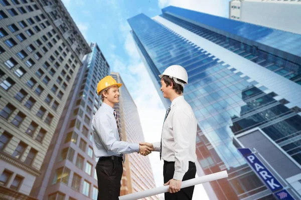 Business mensen handshaking tijdens bijeenkomst — Stockfoto