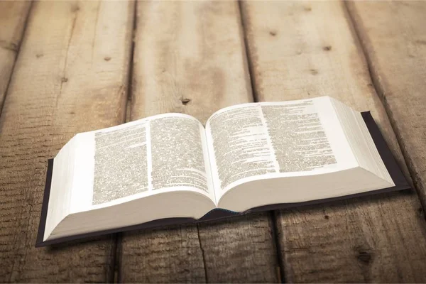 Книги Біблії — стокове фото
