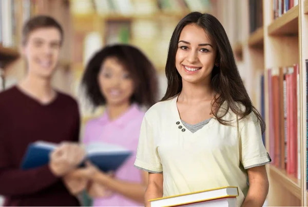 Jonge vrouwelijke student — Stockfoto