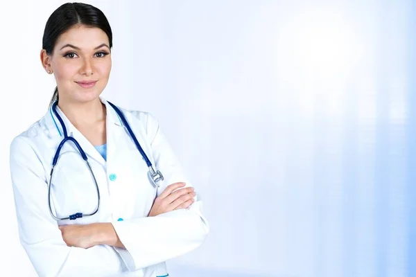 Giovane medico femminile — Foto Stock