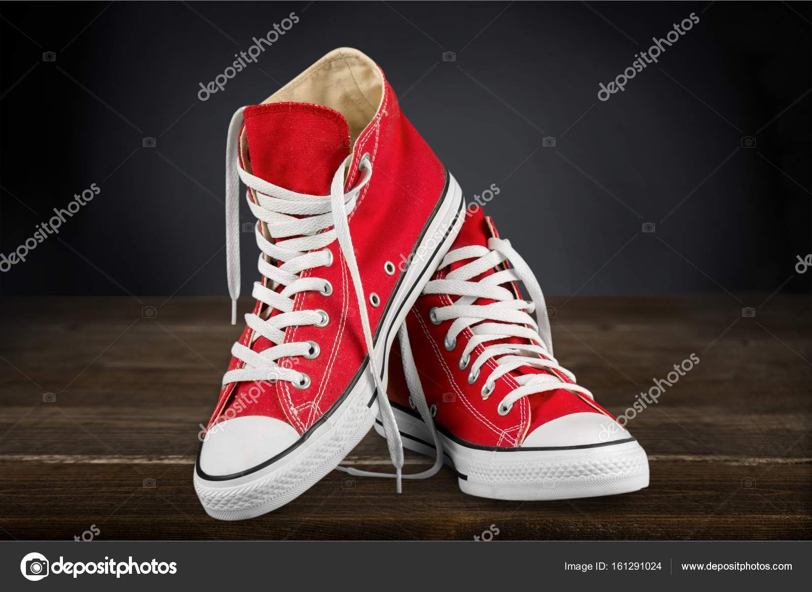 red trendy shoes